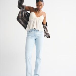 Curve Love Mid Rise 90s Straight Jean